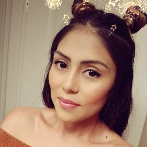 Meet your Posher, Monique - Picture 1 of 1